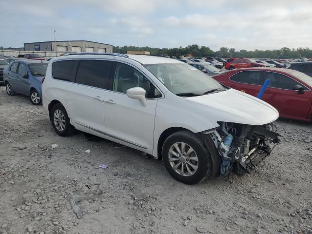 Photo 4 from auction – 2018 CHRYSLER PACIFICA T with VIN 2C4RC1BG0JR269380