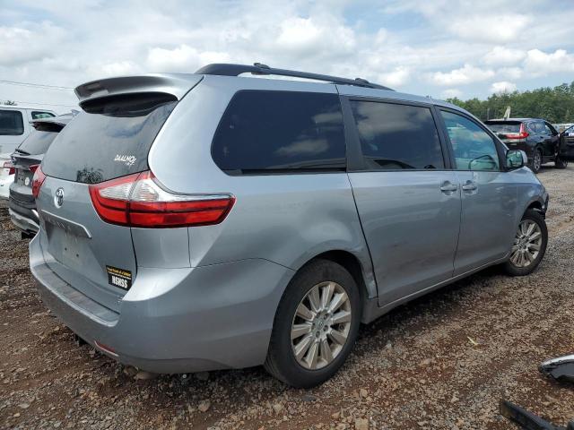 Photo 3 from auction – 2015 TOYOTA SIENNA LE with VIN 5TDJK3DC5FS125313