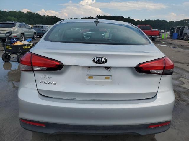 Photo 6 from auction – 2017 KIA FORTE LX with VIN 3KPFK4A75HE085783