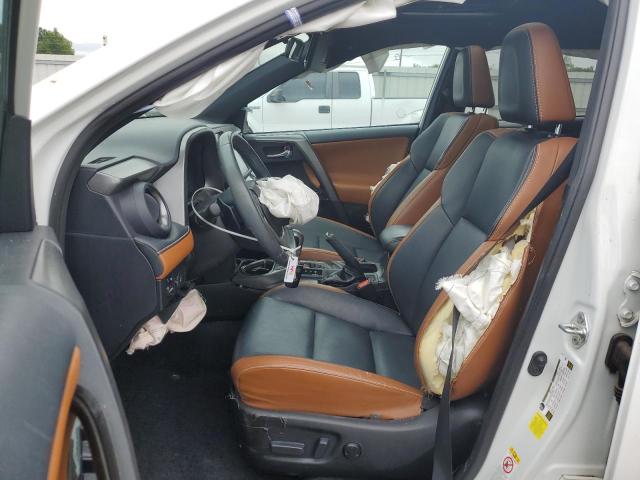 Photo 7 from auction – 2017 TOYOTA RAV4 SE with VIN 2T3NFREV2HW331912