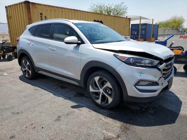 Photo 4 from auction – 2017 HYUNDAI TUCSON LIM with VIN KM8J33A20HU354792