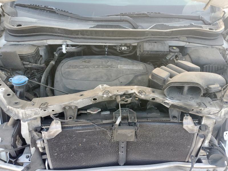 Photo 11 from auction – 2018 HONDA RIDGELINE with VIN 5FPYK3F70JB014137