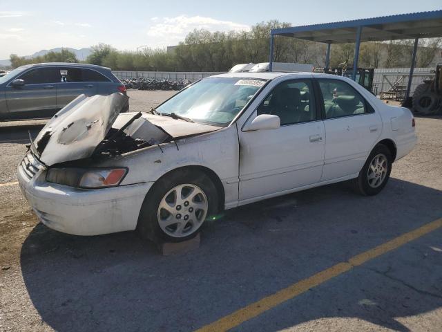 TOYOTA CAMRY LE 1998 with VIN JT2BF28K3W0130302 - Photo from auction