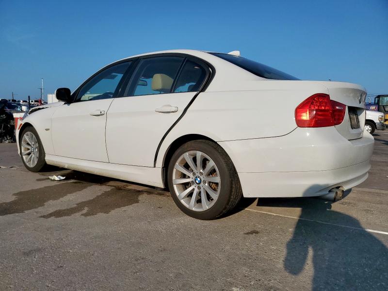 Снимка 2 от търг – 2011 BMW 328 I с VIN WBAPH7C55BE851883