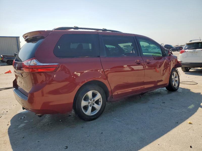 Photo 3 from auction – 2017 TOYOTA SIENNA LE with VIN 5TDKZ3DC7HS897329