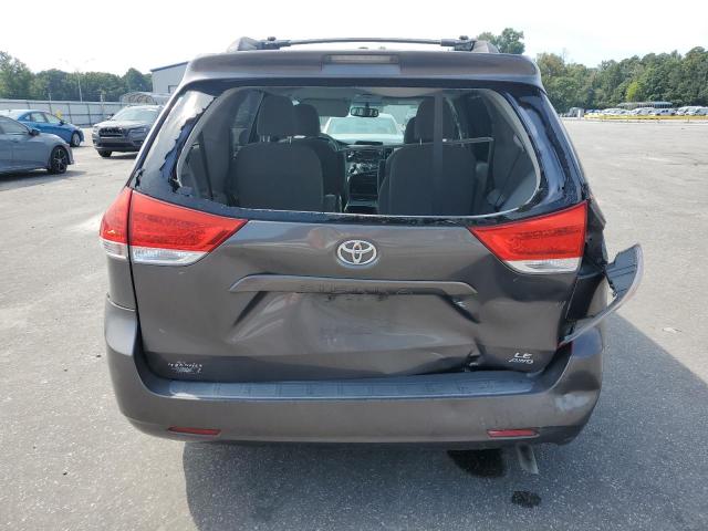 Photo 6 from auction – 2013 TOYOTA SIENNA LE with VIN 5TDJK3DC5DS065109