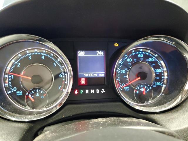 Photo 9 from auction – 2016 CHRYSLER TOWN & COU with VIN 2C4RC1HG1GR120766