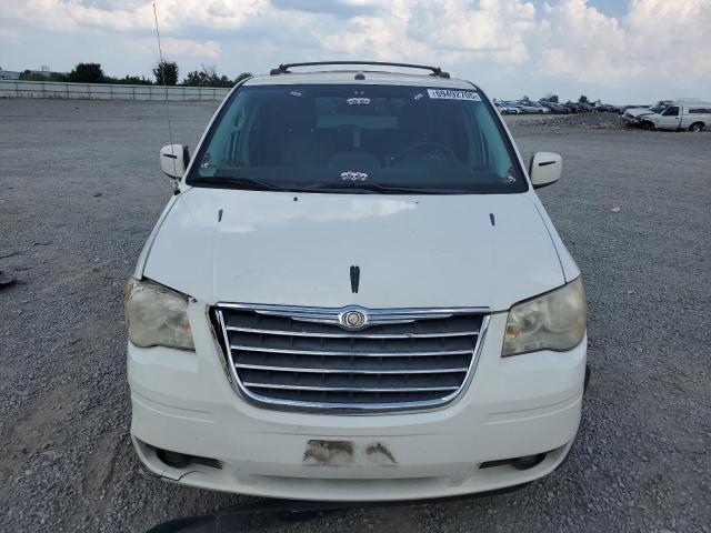 Photo 5 from auction – 2010 CHRYSLER TOWN AND C with VIN 2A4RR8DX8AR480664