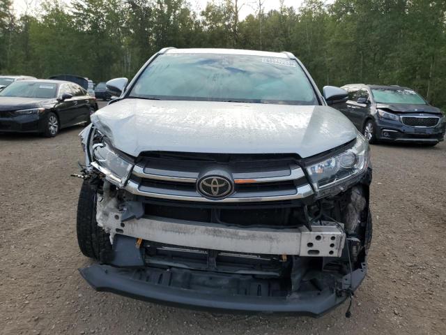 Photo 5 from auction – 2017 TOYOTA HIGHLANDER with VIN 5TDJZRFH5HS521557
