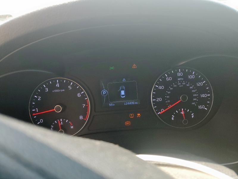 Photo 9 from auction – 2018 KIA OPTIMA LX with VIN 5XXGT4L33JG229095
