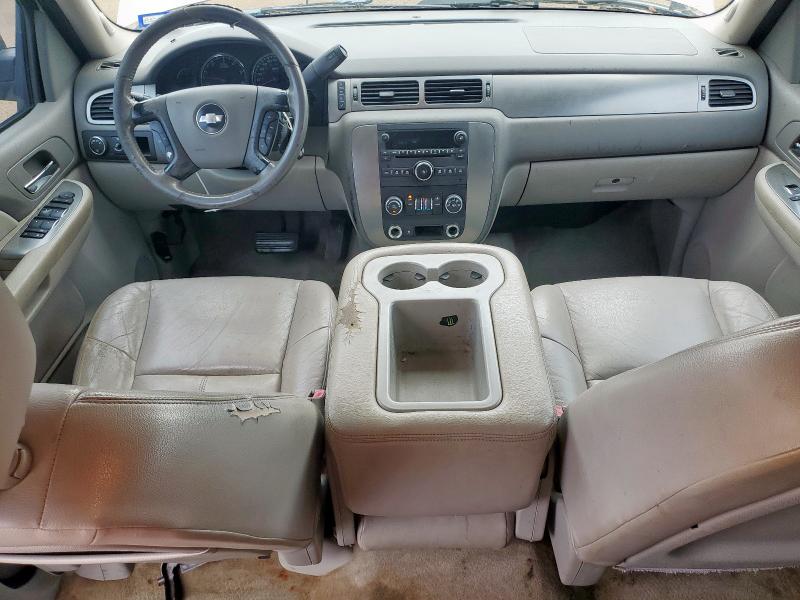Photo 8 from auction – 2007 CHEVROLET SUBURBAN C with VIN 3GNFC16017G298912