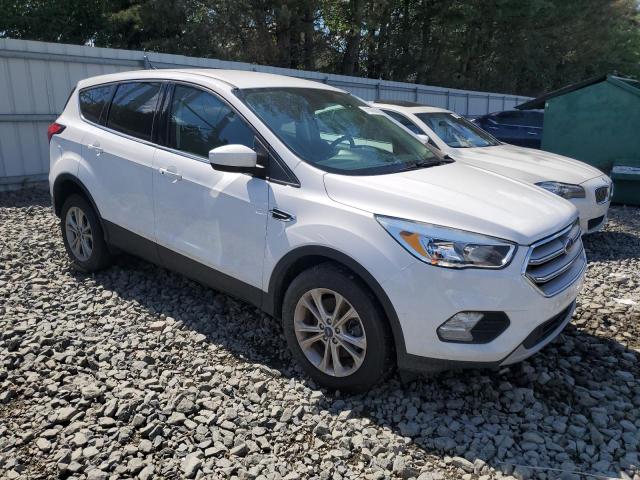 Photo 4 from auction – 2019 FORD ESCAPE SE with VIN 1FMCU9GD7KUB31397