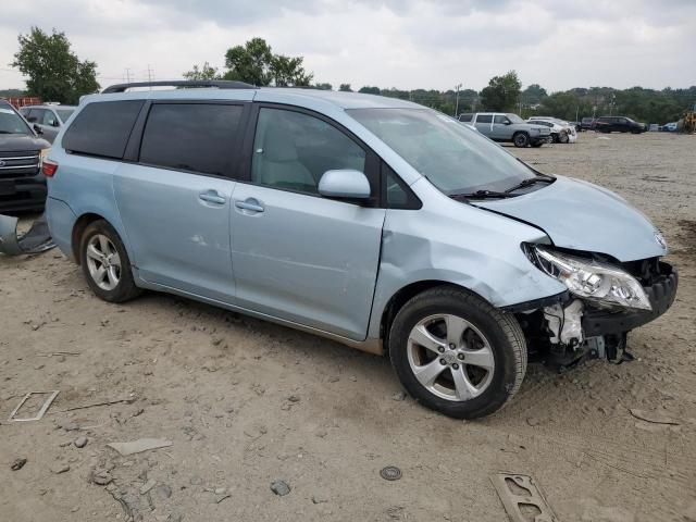 Photo 4 from auction – 2017 TOYOTA SIENNA LE with VIN 5TDKZ3DC0HS794673
