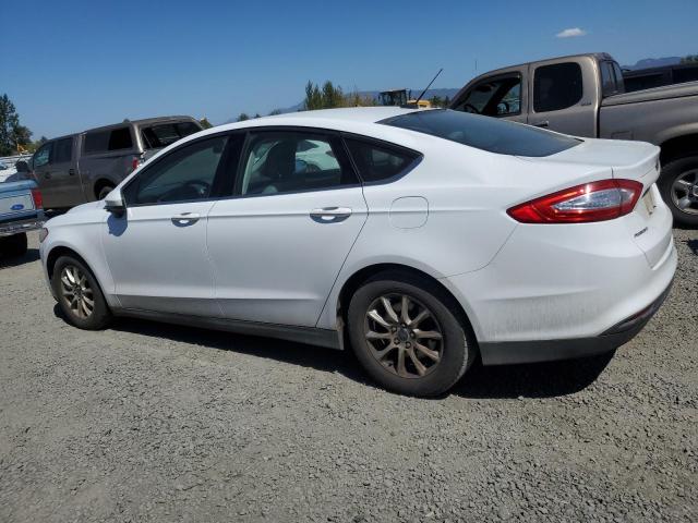 Photo 2 from auction – 2015 FORD FUSION S with VIN 3FA6P0G71FR131588
