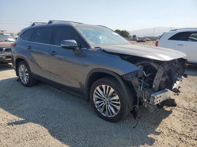 Photo 4 from auction – 2024 TOYOTA HIGHLANDER with VIN 5TDKDRAH4RS533498