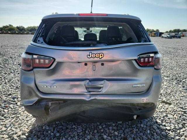 Photo 6 from auction – 2017 JEEP COMPASS LATITUDE with VIN 3C4NJDBB2HT680569