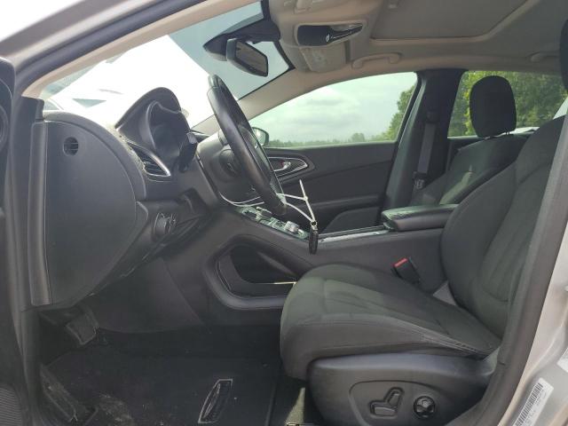 Photo 7 from auction – 2016 CHRYSLER 200 LIMITE with VIN 1C3CCCAB2GN172425