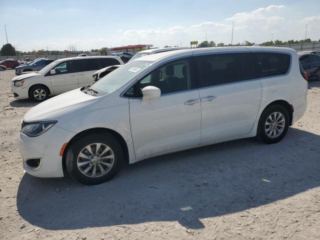 CHRYSLER PACIFICA TOURING PLUS 2018 with VIN 2C4RC1FG1JR212177 - Photo from auction