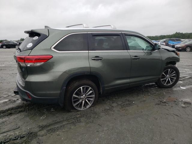 Zdjęcie 3 z aukcji – 2017 TOYOTA HIGHLANDER z VIN 5TDJZRFH4HS411860