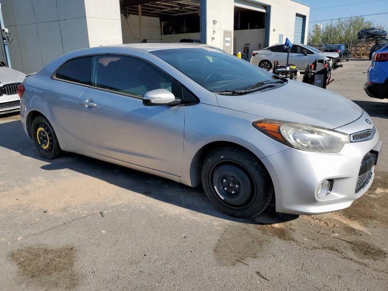 Photo 4 from auction – 2016 KIA FORTE EX with VIN KNAFX6A8XG5574807