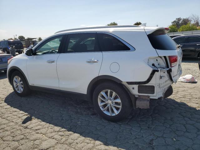 Photo 2 from auction – 2016 KIA SORENTO LX with VIN 5XYPGDA36GG059276