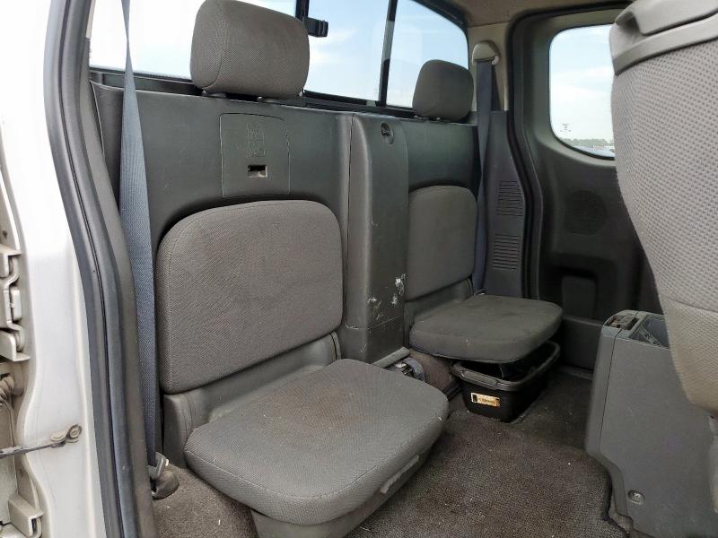 Photo 10 from auction – 2005 NISSAN FRONTIER K with VIN 1N6BD06T45C466032