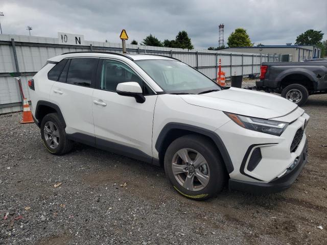 Photo 4 from auction – 2023 TOYOTA RAV4 XLE with VIN 2T3P1RFV1PC328117