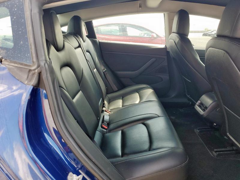 Photo 10 from auction – 2018 TESLA MODEL 3 with VIN 5YJ3E1EA0JF050406