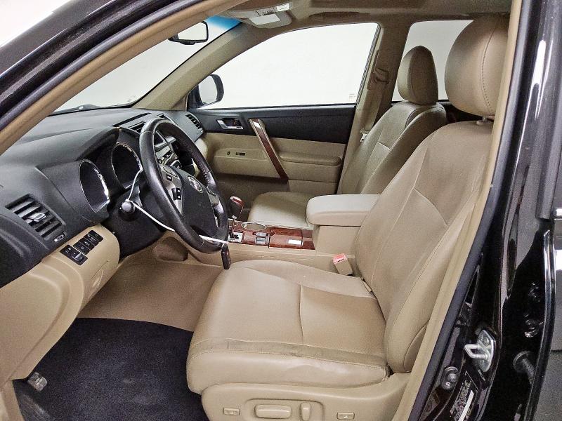 Photo 7 from auction – 2013 TOYOTA HIGHLANDER with VIN 5TDDK3EH9DS189116