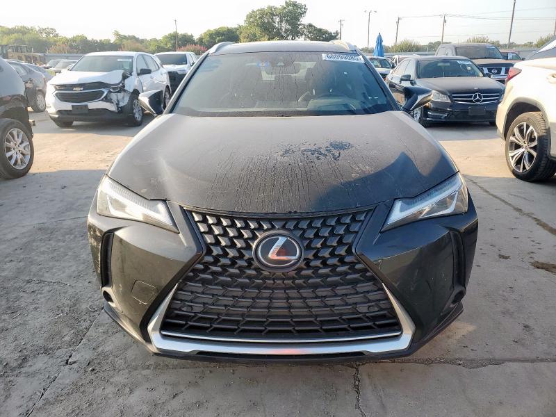 Photo 5 from auction – 2019 LEXUS UX 200 with VIN JTHY3JBHXK2006770