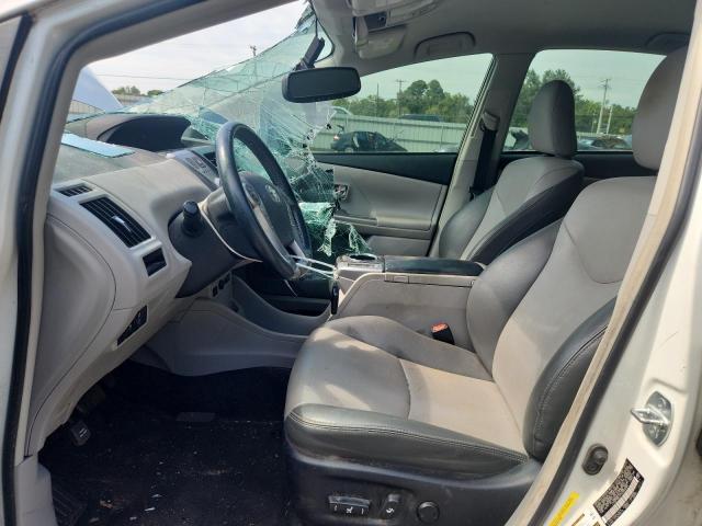 Photo 7 from auction – 2017 TOYOTA PRIUS V with VIN JTDZN3EU7HJ060286