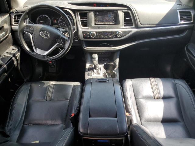 Photo 8 from auction – 2017 TOYOTA HIGHLANDER with VIN 5TDJZRFH3HS474271
