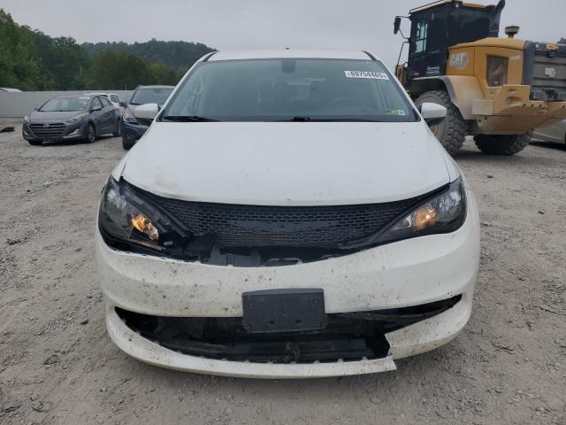 Photo 5 from auction – 2020 CHRYSLER VOYAGER L with VIN 2C4RC1AG8LR243582