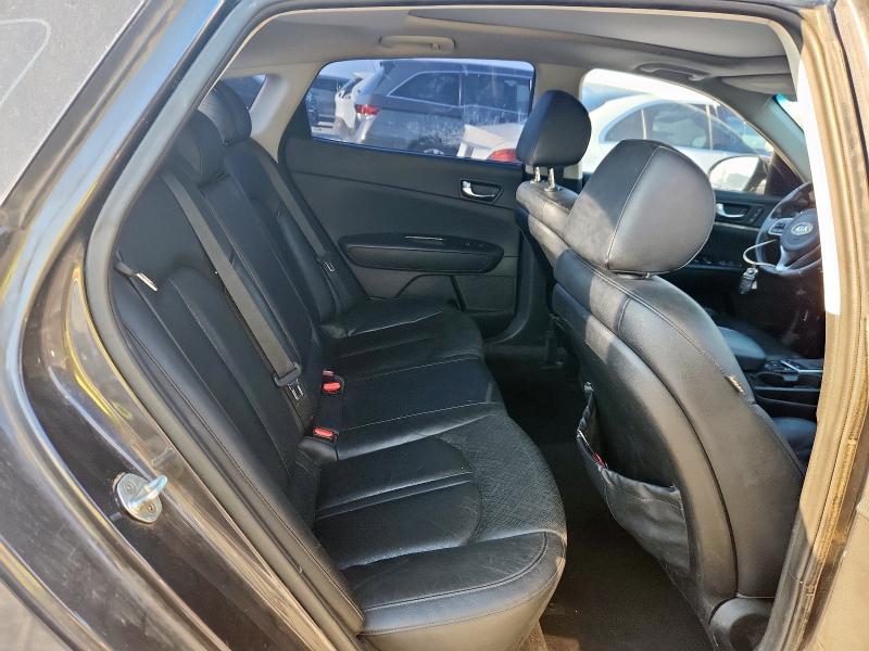 Photo 10 from auction – 2017 KIA OPTIMA EX with VIN 5XXGU4L37HG136393