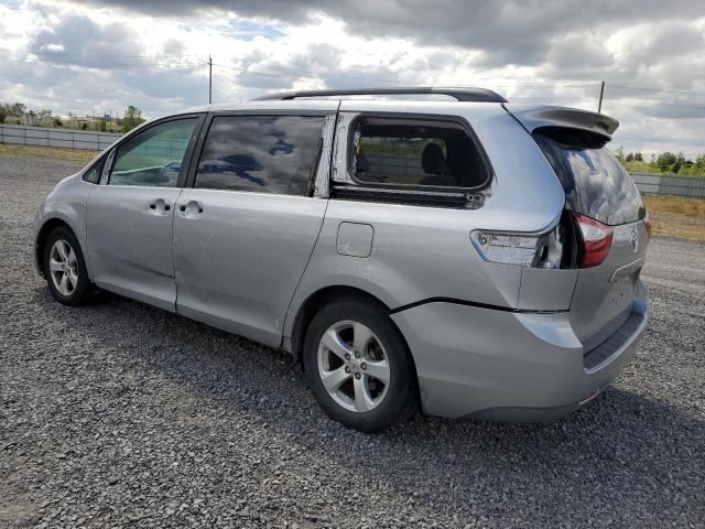 Photo 2 from auction – 2015 TOYOTA SIENNA LE with VIN 5TDKK3DC9FS560307