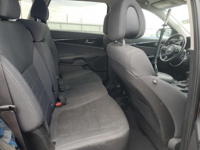 Photo 11 from auction – 2016 KIA SORENTO LX with VIN 5XYPGDA36GG048357