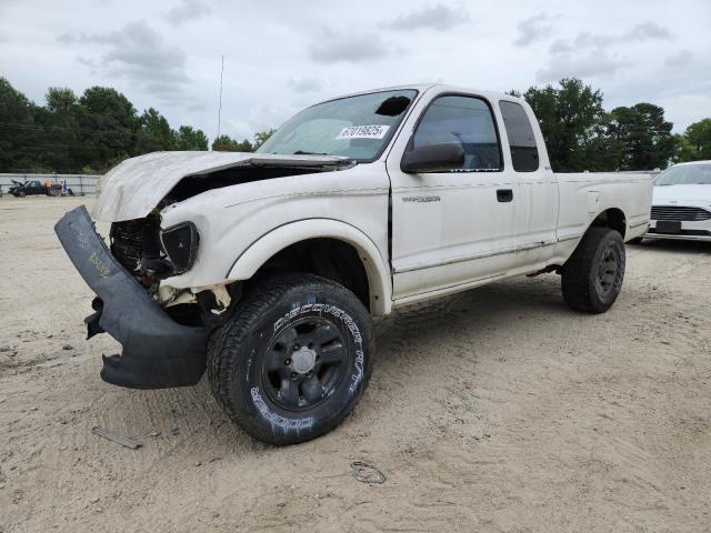 TOYOTA TACOMA 2000 with VIN 5TESM92N5YZ704202 - Photo from auction