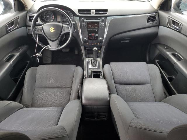 Photo 8 from auction – 2011 SUZUKI KIZASHI SE with VIN JS2RE9A35B6110070