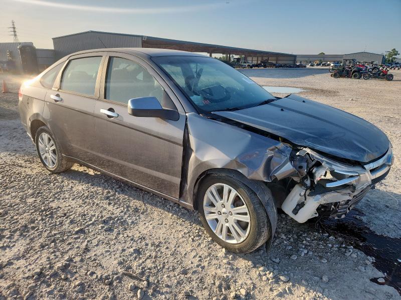 Photo 4 from auction – 2010 FORD FOCUS SEL with VIN 1FAHP3HN3AW133159