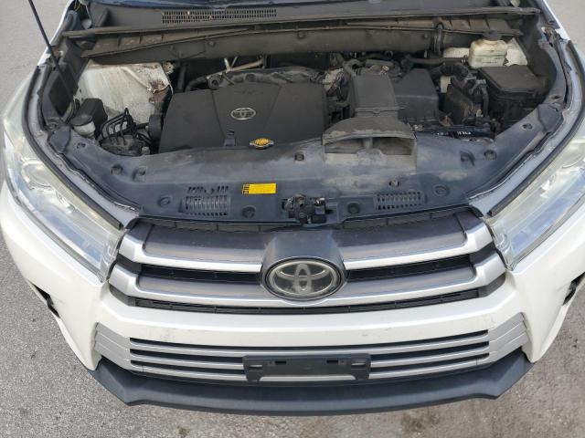 Photo 12 from auction – 2017 TOYOTA HIGHLANDER with VIN 5TDJZRFH8HS364803
