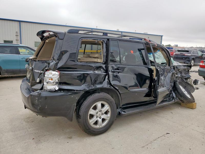 Photo 3 from auction – 2003 TOYOTA HIGHLANDER with VIN JTEGF21A730094717