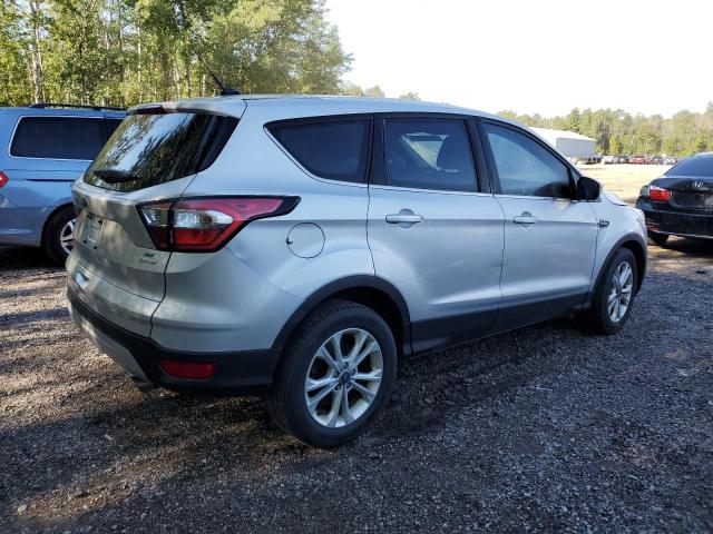 Photo 3 from auction – 2017 FORD ESCAPE SE with VIN 1FMCU0GD6HUA06623