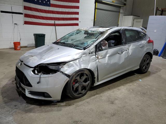 FORD FOCUS ST 2014 with VIN 1FADP3L93EL101540 - Photo from auction