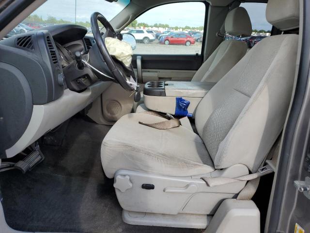 Photo 7 from auction – 2007 CHEVROLET SILVERADO C1500 with VIN 2GCEC19C571677592