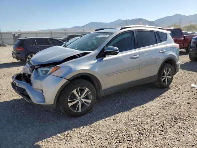 TOYOTA RAV4 XLE 2017 with VIN 2T3RFREV8HW642083 - Photo from auction