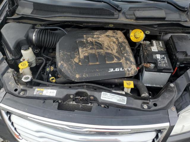 Photo 12 from auction – 2016 CHRYSLER TOWN & COU with VIN 2C4RC1BGXGR293842