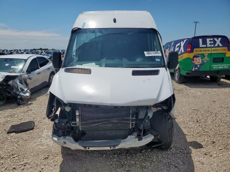 Photo 5 from auction – 2016 FREIGHTLINER SPRINTER 2 with VIN WDYPE7CD3GP176697
