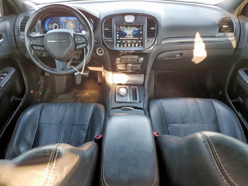 Photo 8 from auction – 2015 CHRYSLER 300 S with VIN 2C3CCABG0FH922488