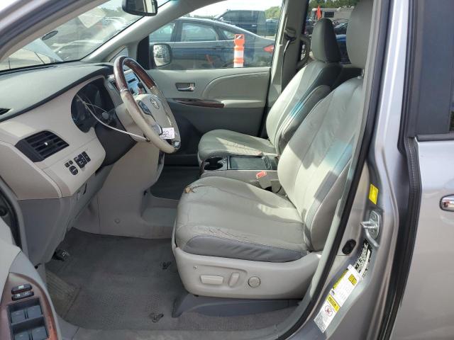 Photo 7 from auction – 2011 TOYOTA SIENNA XLE with VIN 5TDYK3DC0BS038850