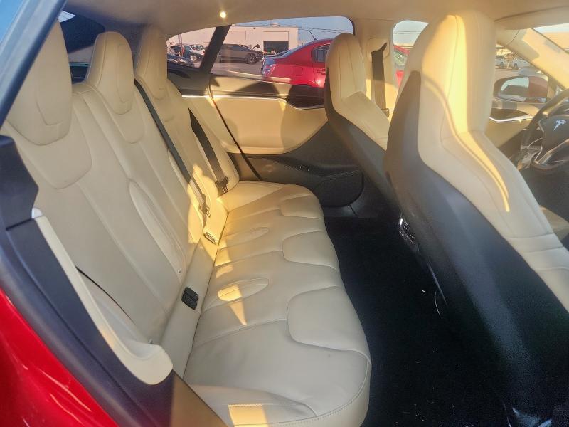 Photo 10 from auction – 2015 TESLA MODEL S 70 with VIN 5YJSA1S20FF095955